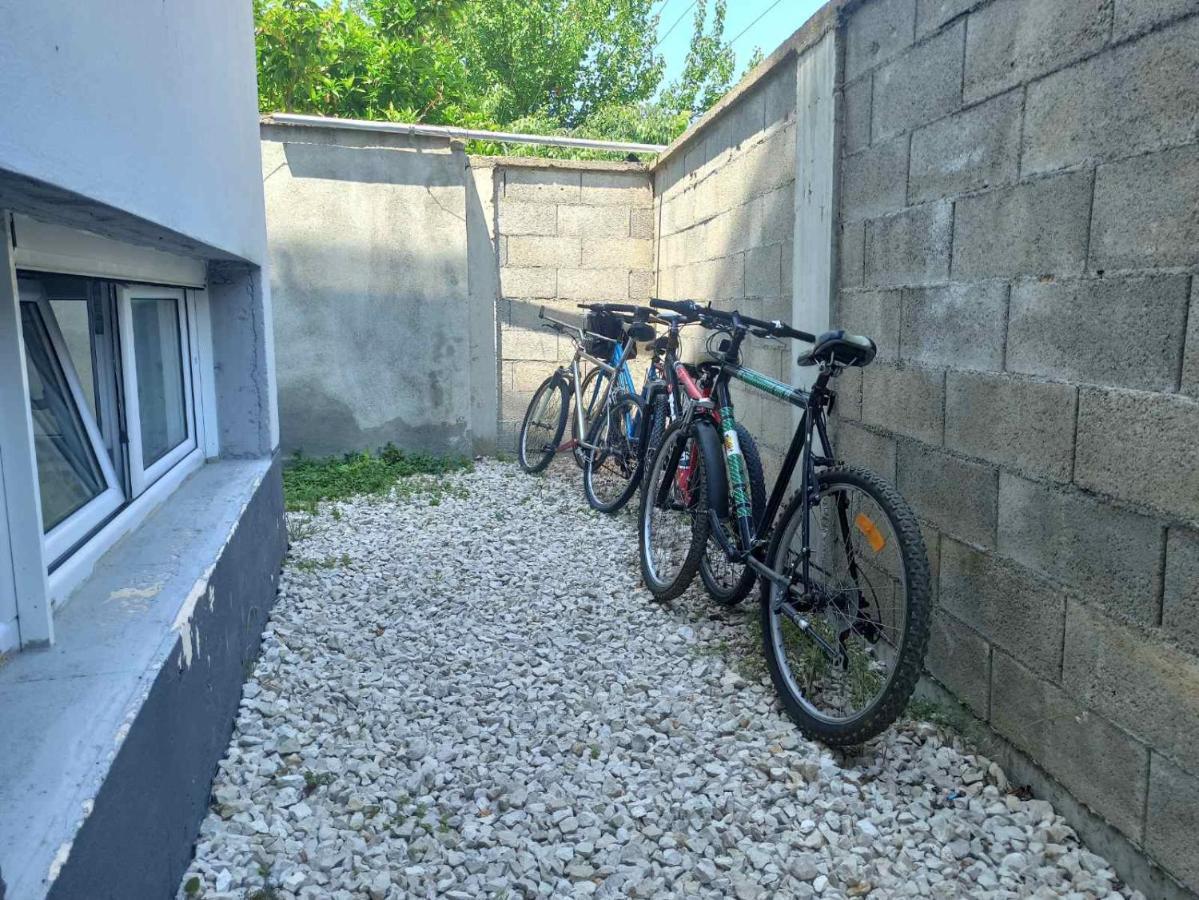 Apartment'S Meti Улцинь Экстерьер фото