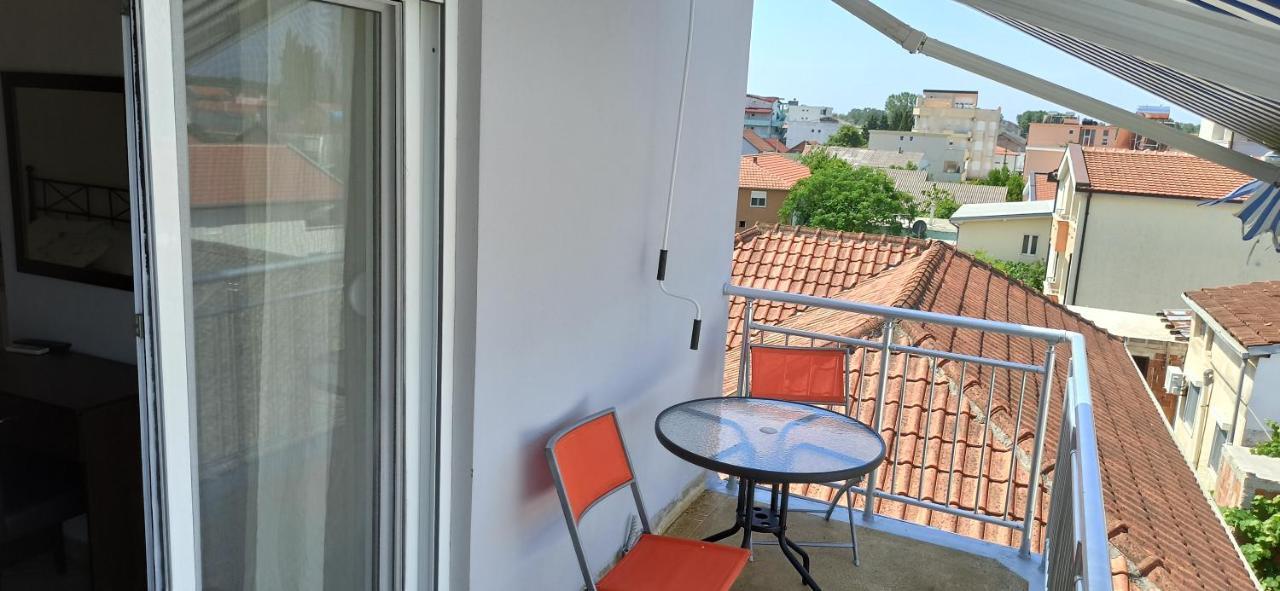 Apartment'S Meti Улцинь Экстерьер фото